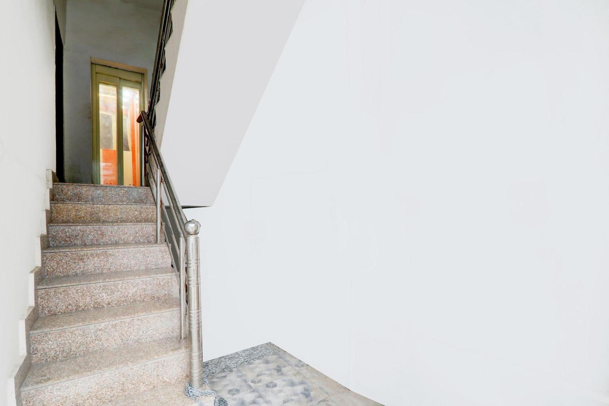 Hotel O Sr Grand Gorakhpur Exterior photo